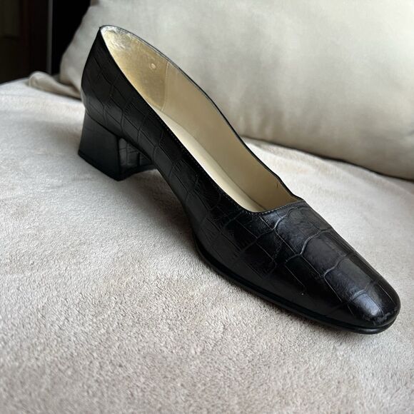 Etienne Aigner Black Croc Embossed Leather Block Heel Pumps Women 7N Narrow - Picture 3 of 16